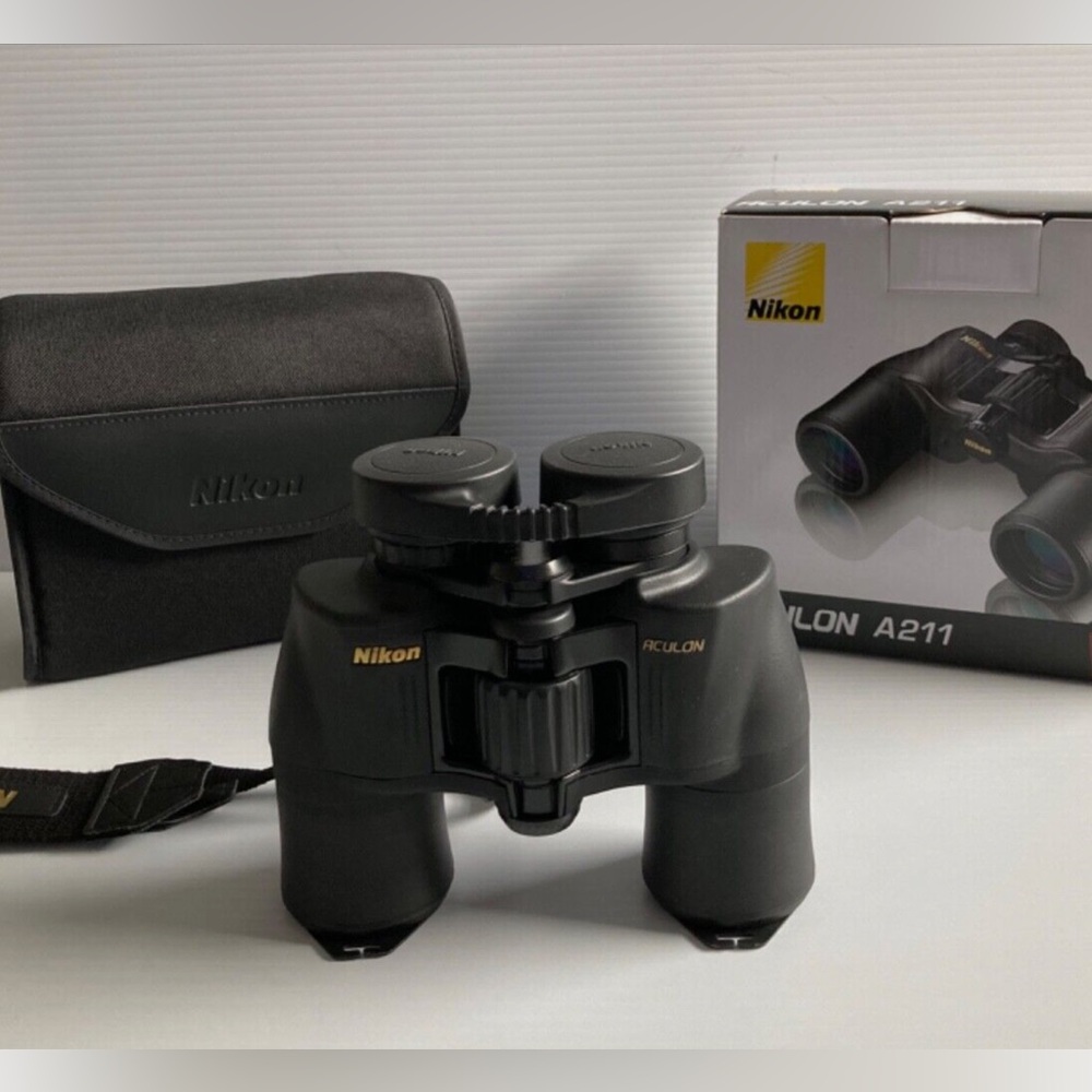 Nikon Aculon A211 8x42 Rubber Armored,Black.Multilayer-coated Lenses.